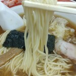 支那ソバ かづ屋 - 麺