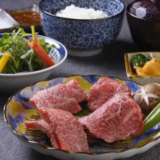 東北の地で育った“山形牛”雌牛の美味しさをお愉しみください