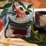 オードブル（海老のカクテル、スモークサーモン、鯛の刺身）