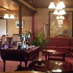 鎌倉山 - この雰囲気は本店でしか味わえない。