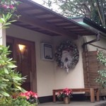 鎌倉山 - この店構え。