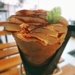 クレープアンドカフェ ヴァーチュ - ふんわりティラミスを別角度で。