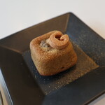 Cafe Grande - ティグレ・ほうじ茶(242円)