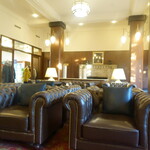 カフェ ラウンジ アンド バー アゼリア - ロビーから眺めた館内