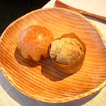 Resutoran Kei - 2012年1月2日訪問。焼きたてパン。