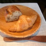 レストランKEI - 2012年1月2日訪問。焼きたてパン。