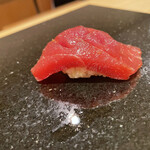 鮨 志の助 - 鮪赤身