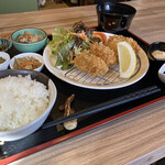 Ohiru Gohan No Omise Rifu - カキフライ定食