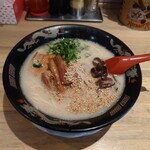 豚骨ラーメン 銀水 - 銀水らーめん