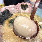 壱発ラーメン - 元気玉！ひと口でいったれ