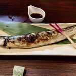宵ノねこ - 秋刀魚 炭炙り焼き