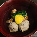Tsuchiya - ・椀物:そばがきと松茸、秋刀魚のつみれ