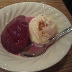 びすとろUOKIN - 洋ナシのコンポートとアイスクリーム