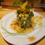 7FUKU - アボカドと帆立貝のタルタル。