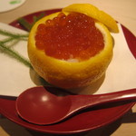 くろぎ - 秋鮭いくらの蒸し寿司