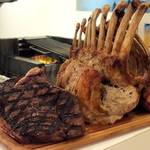 トラットリア 29 - 【‘12.11のイベント】11/29＝“いい肉の日”という事で
      何と、メインが２種類♪
      