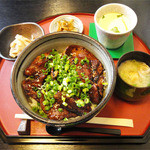 和食屋　はんなり - 2012.11_豚丼(1020円)
