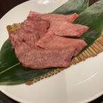 焼肉 犀 - 