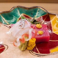 赤坂 菊乃井 - ⚫【向付】「明石天然鯛　鮪　あしらい一式」