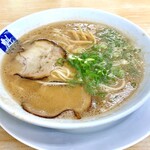 魁龍 - ラーメン【670円】