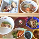 JR九州ホテルブラッサム大分 - 朝食（重箱の料理）