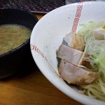 らーめん弥七 - チャーシューつけ麺(2012/10)