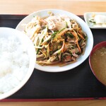 いろは - 料理写真:肉野菜炒め定食