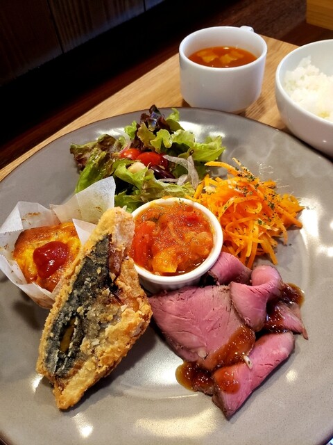 Cafe Atmass カフェ アトマス 鶴舞 カフェ 食べログ