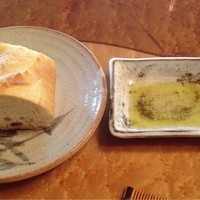鎌倉山 本店 - 極上のオリーブオイルとバゲット
