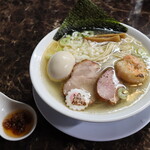 自家製麺 ら～めん かり屋 - エビ塩ら～めん