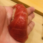 鮨 しゅん輔 - 戸井の中トロ。厚切りです