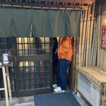 遊酒食堂 宇都宮 - 店舗外観と北九州No.1ブロガー 大迫力さん。
