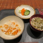 傳 - イクラ御飯