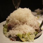 生ハムと山盛りパルミジャーノチーズのサラダ