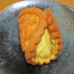 御菓子司 うさぎや - ワッフル￥１２０