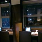 北の味紀行と地酒 北海道 - 窓際の禁煙席