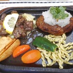Aso Aka Gyu Restaurant Fujiya - あか牛ハンバーグ（大根おろし和風ソース）＆ カットステーキ