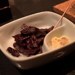 DEN - 自家製ビーフジャーキー