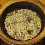 御料理 樋渡 - 秋田舞茸の土鍋ご飯