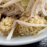ラーメン もっけだの - ラーメン普通ニンニクマシマシヤサイマシマシ+味玉のニンニク