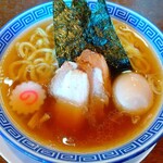 つぼの華 - 特製中華そば（正油）　チャーシュー４枚　海苔３枚　味玉