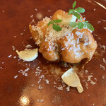 SIZZLE - 白子とゆり根のフリット。 白子はまわりがカリッとしていて、中がとろとろ。そろそろ季節ですね。 ゆり根の食感も楽しかったです。