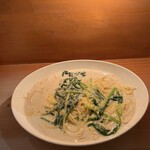瀧商店 - アンチョビとほうれん草のクリームパスタ