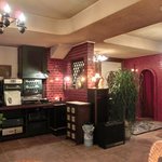 ３丁目のカレー屋さん  - 店内のテーブル席の風景です