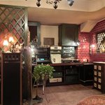 ３丁目のカレー屋さん  - 店内のテーブル席の風景です