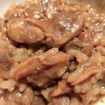 ３丁目のカレー屋さん  - 牡蠣とアサリのカレー雑炊 1400円 のアサリ