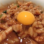 ３丁目のカレー屋さん  - 牡蠣とアサリのカレー雑炊 1400円 のうずらの卵