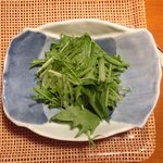 ３丁目のカレー屋さん  - 牡蠣とアサリのカレー雑炊 1400円 の水菜