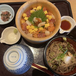 おひつごはん四六時中 - 彩りおひつ小蕎麦セット（1,380円）