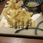 Nikomiya Matsu - 実は、この天ぷらが一押し。飲食に夢中で物が何か聞き忘れた(´-ω-`)